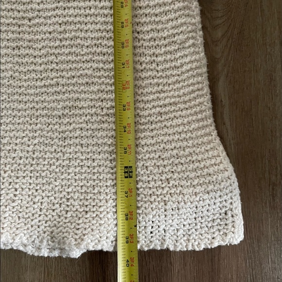 Free People Ivory Comb Turtleneck. - Picture 10 of 16